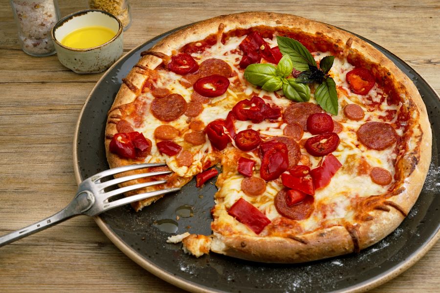 The Best Pizza Topping Combinations: The Ultimate Debate